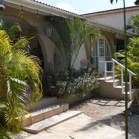 Bananas Apartments Adults Only Palm Beach Exterior foto